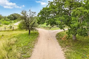 227 Henderson Ln, Lockhart, TX 78644 - Photo 36