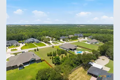 578 Creekside Drive, Belton, TX 76513 - Photo 6