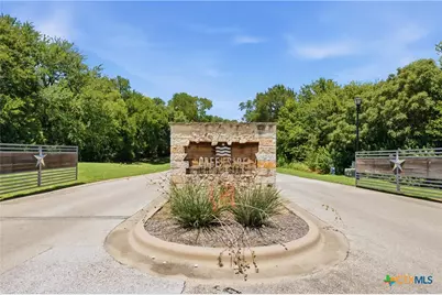 578 Creekside Drive, Belton, TX 76513 - Photo 2