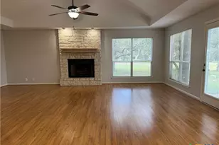 27 NW Par View Dr, Wimberley, TX 78676 - Photo 10