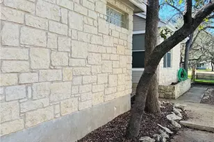27 NW Par View Dr, Wimberley, TX 78676 - Photo 6