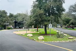 27 NW Par View Dr, Wimberley, TX 78676 - Photo 22