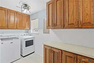 704 Evans St, Killeen, TX 76541 - Photo 16