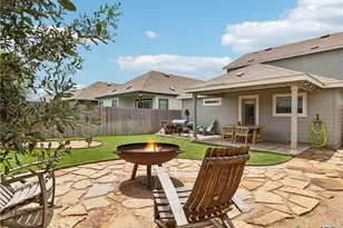 890 Casetta Trl, New Braunfels, TX 78130 - Photo 38