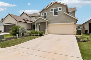 890 Casetta Trl, New Braunfels, TX 78130 - Photo 4