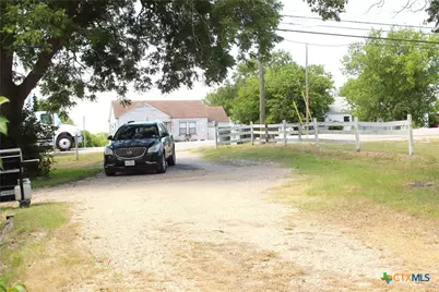 1902 E Adams Avenue, Temple, TX 76501 - Photo 2