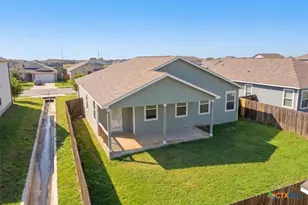 3517 Tripps Pl, Seguin, TX 78155 - Photo 32