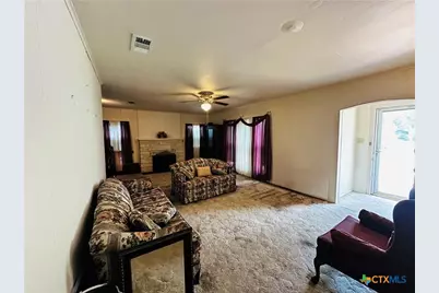 226 Duggan Street, Seguin, TX 78155 - Photo 6