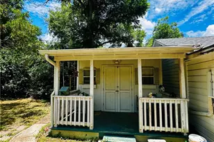 226 Duggan St, Seguin, TX 78155 - Photo 20