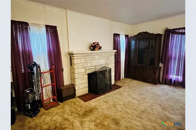 226 Duggan Street, Seguin, TX 78155 - Photo 8