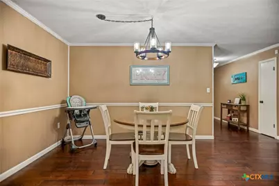305 W Division Street, Edna, TX 77957 - Photo 8
