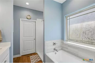 121 Nantucket Avenue, Victoria, TX 77904 - Photo 16