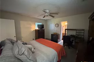 202 Vanessa Ln, Victoria, TX 77901 - Photo 10
