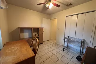 202 Vanessa Ln, Victoria, TX 77901 - Photo 18
