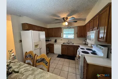 202 Vanessa Lane, Victoria, TX 77901 - Photo 14