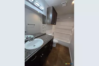1037 W Court Street #A, Seguin, TX 78155 - Photo 14