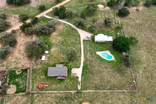 6072 Co Rd 122, Hallettsville, TX 77964 - Photo 28