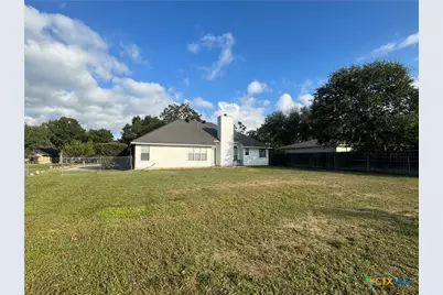 521 Woodlake Drive, Mcqueeney, TX 78123 - Photo 24