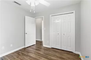 521 Woodlake Dr, Mcqueeney, TX 78123 - Photo 26