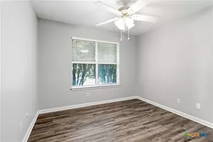 521 Woodlake Dr, Mcqueeney, TX 78123 - Photo 28