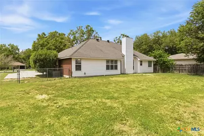 521 Woodlake Drive, Mcqueeney, TX 78123 - Photo 32