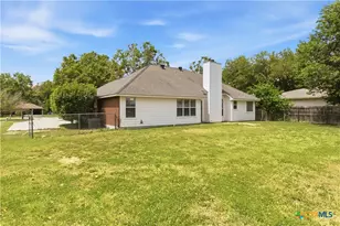 521 Woodlake Dr, Mcqueeney, TX 78123 - Photo 32