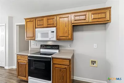 521 Woodlake Drive, Mcqueeney, TX 78123 - Photo 14