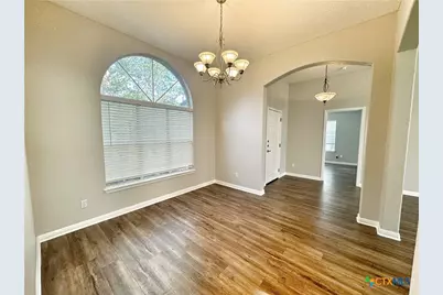 521 Woodlake Drive, Mcqueeney, TX 78123 - Photo 8