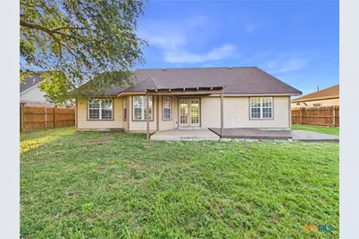 1125 Iris Crescent, Floresville, TX 78114 - Photo 28