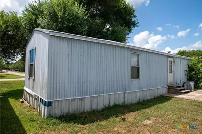 102 Harrison Street, Victoria, TX 77904 - Photo 8