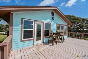 2116 W Bayshore Dr, Palacios, TX 77465 - Photo 12