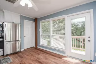 2116 W Bayshore Dr, Palacios, TX 77465 - Photo 20