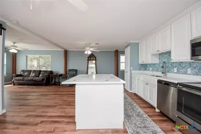 2116 W Bayshore Drive, Palacios, TX 77465 - Photo 24