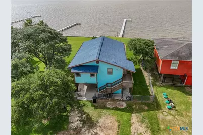2116 W Bayshore Drive, Palacios, TX 77465 - Photo 6