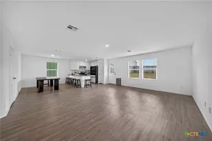 236 Kayden Ct, Marion, TX 78124 - Photo 8