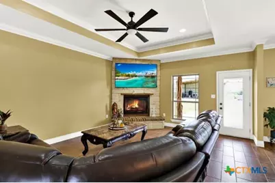 12090 Hunt Hill Road, Rogers, TX 76569 - Photo 10