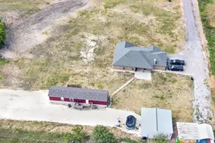12090 Hunt Hill Rd, Rogers, TX 76569 - Photo 22