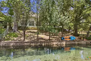 101 E Edgewater Terrace, New Braunfels, TX 78130 - Photo 2
