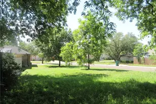 226 W Robin Ln, Harker Heights, TX 76548 - Photo 2
