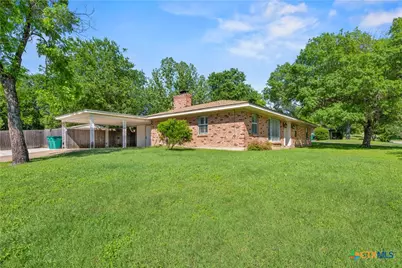 400 Downing Street, Belton, TX 76513 - Photo 2