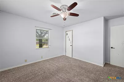 400 Downing Street, Belton, TX 76513 - Photo 26