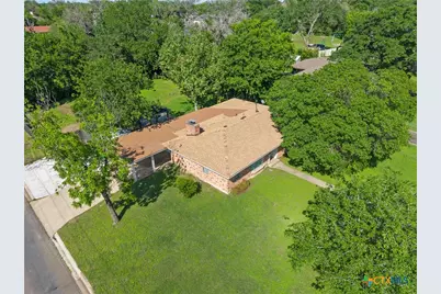400 Downing Street, Belton, TX 76513 - Photo 44