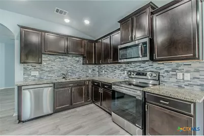8715 Hidden Oaks Drive, Temple, TX 76502 - Photo 8