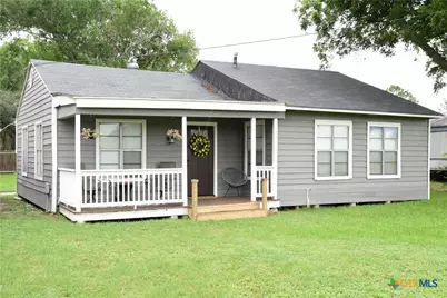 358 N Herbert Street, Bloomington, TX 77951 - Photo 2