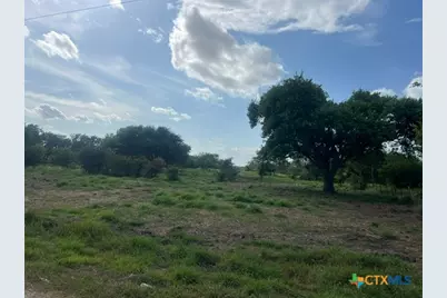 248 Davis Lane, Victoria, TX 77905 - Photo 4