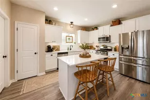2625 Brand Iron Dr, San Marcos, TX 78666 - Photo 10