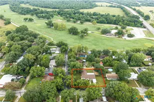 140 Hillcrest Dr, Luling, TX 78648 - Photo 30