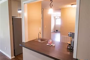 213 Taos Dr, Victoria, TX 77904 - Photo 14