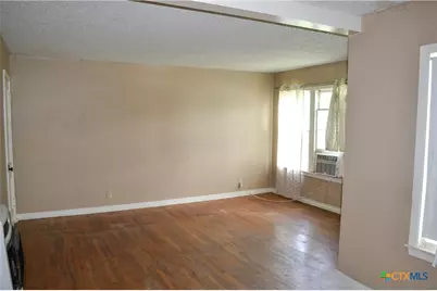 2004 Navidad Street, Victoria, TX 77901 - Photo 6