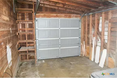 2004 Navidad Street, Victoria, TX 77901 - Photo 4